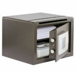 Pénzbedobós széfek