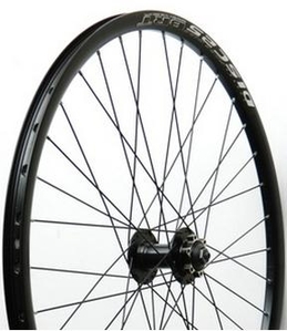 Kerék első 700 DF QR disc fekete 15727