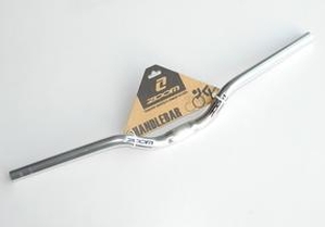 ZOOM Kerékpár kormány alu 600/40mm fekete 26235