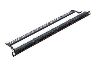 24-es patch panel aljzattal CAT.5 5246