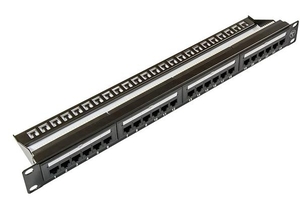 24-es patch panel aljzattal CAT.6 6246