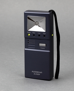 SENTECH AL1100F hatósági alkoholdetektor - érintésmentes alkoholszonda