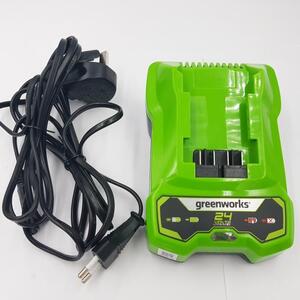Akkumulátor töltő Greenworks G24C 24v gen 2 2932407-GW