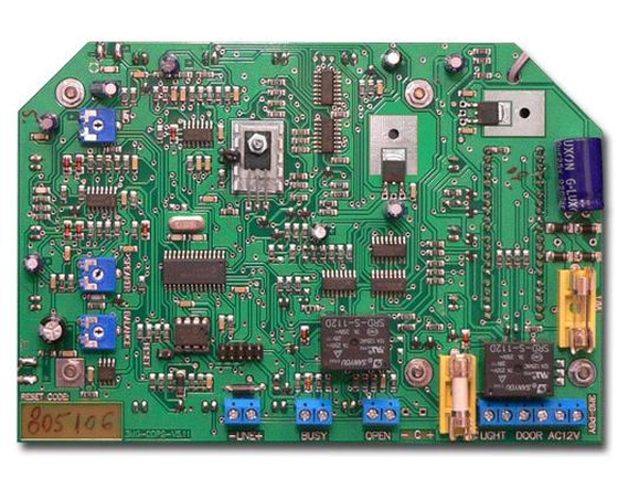 EVKT 800 központi panel Digitális kaputelefon központi elektronika