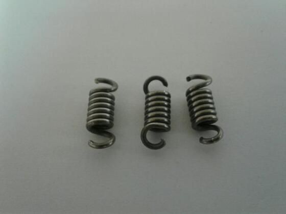 Kuplung rugó MTD GCS38 3db/csomag utángyártott SG-2044353/2/3CS