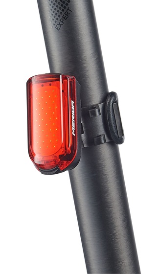 MERIDA Lámpa ME hátsó, SUPER BRIGHT USB, 5x2x2,7 cm, 18g (ex 21280002084) A2128000051